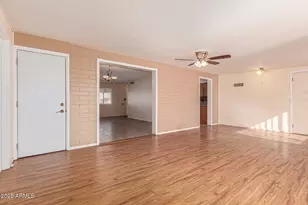 11811 N Desert Hills Dr W, Sun City, AZ 85351 - Photo 7