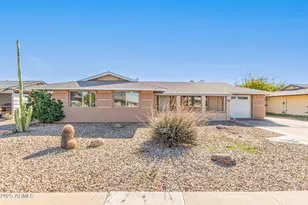 11811 N Desert Hills Dr W, Sun City, AZ 85351 - Photo 1