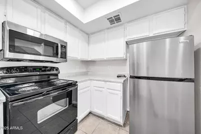 4545 N 67th Avenue #1422, Phoenix, AZ 85033 - Photo 15