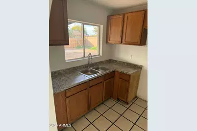 2830 N 55th Avenue, Phoenix, AZ 85035 - Photo 11