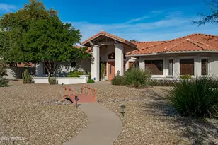 5608 W Soft Wind Dr, Glendale, AZ 85310 - Photo 9