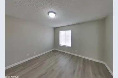 10221 W Turney Avenue, Phoenix, AZ 85037 - Photo 11