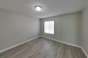 10221 W Turney Ave, Phoenix, AZ 85037 - Photo 11