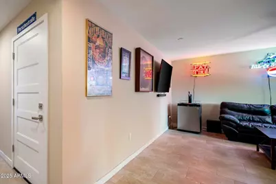 6990 E 6th Street #1022, Scottsdale, AZ 85251 - Photo 9