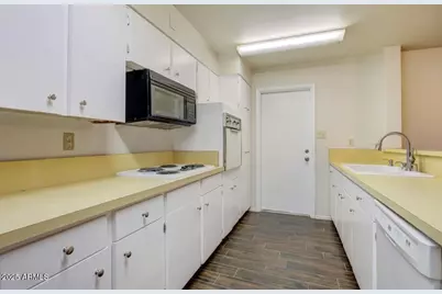 124 E Cairo Drive, Tempe, AZ 85282 - Photo 15