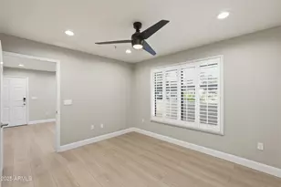 9990 N Scottsdale Rd, Paradise Valley, AZ 85253 - Photo 15