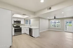 9990 N Scottsdale Rd, Paradise Valley, AZ 85253 - Photo 7