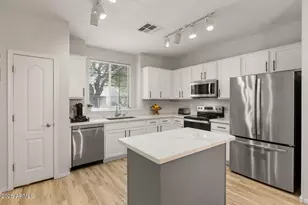 3726 E Kristal Way, Phoenix, AZ 85050 - Photo 13