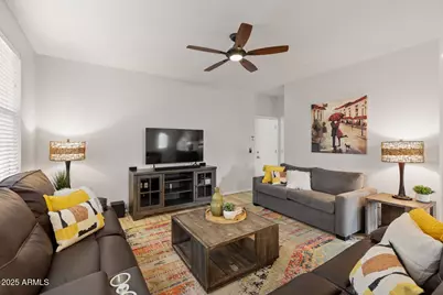 3726 E Kristal Way, Phoenix, AZ 85050 - Photo 9