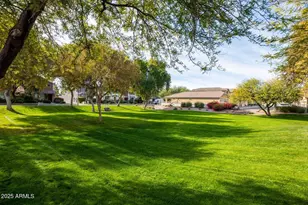 3726 E Kristal Way, Phoenix, AZ 85050 - Photo 35