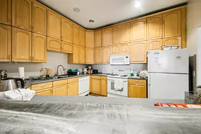 917 E Spence Avenue, Tempe, AZ 85281 - Photo 21