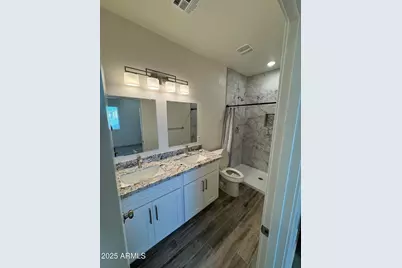 2814 E Roeser Road #1, Phoenix, AZ 85040 - Photo 9