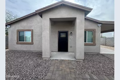 2814 E Roeser Road #1, Phoenix, AZ 85040 - Photo 1