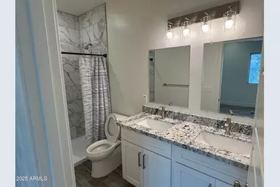 2814 E Roeser Road #2, Phoenix, AZ 85040 - Photo 9