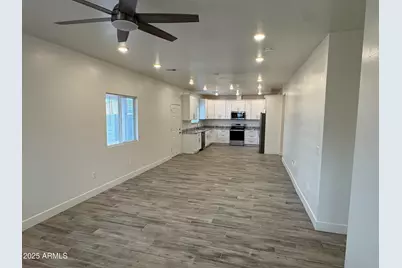 2814 E Roeser Road #2, Phoenix, AZ 85040 - Photo 7