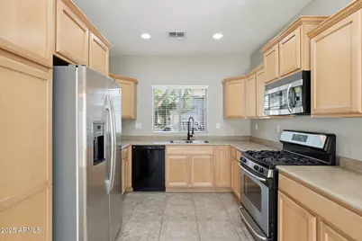 3703 W McCauley Court, Phoenix, AZ 85086 - Photo 17