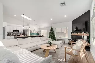 8413 W Willowbrook Dr, Peoria, AZ 85382 - Photo 11