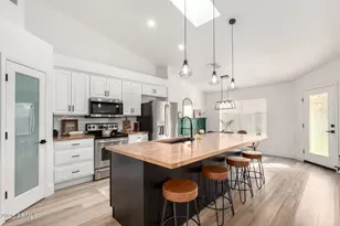 8413 W Willowbrook Dr, Peoria, AZ 85382 - Photo 17