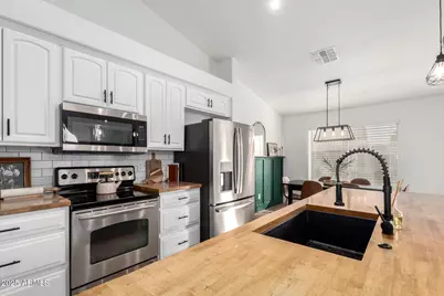 8413 W Willowbrook Drive, Peoria, AZ 85382 - Photo 19