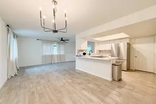 1917 W Topeka Dr, Phoenix, AZ 85027 - Photo 7