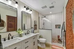 6637 E Oak St, Scottsdale, AZ 85257 - Photo 11