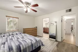 6842 N 10th Pl, Phoenix, AZ 85014 - Photo 23