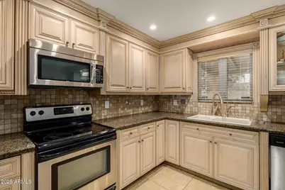 6842 N 10th Place, Phoenix, AZ 85014 - Photo 17