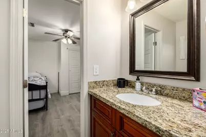 6842 N 10th Place, Phoenix, AZ 85014 - Photo 39