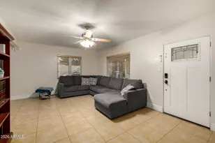6842 N 10th Pl, Phoenix, AZ 85014 - Photo 9