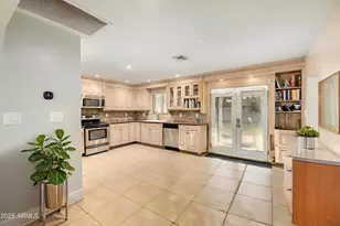 6842 N 10th Pl, Phoenix, AZ 85014 - Photo 19