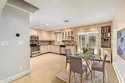 6842 N 10th Place, Phoenix, AZ 85014 - Photo 17