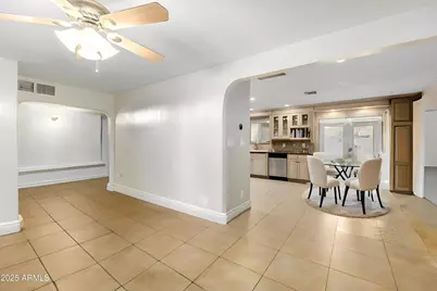 6842 N 10th Place, Phoenix, AZ 85014 - Photo 9