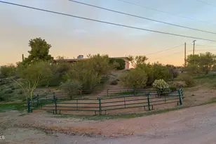 32730 W Jones Rd, Wickenburg, AZ 85390 - Photo 31