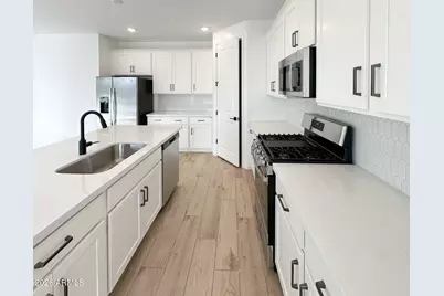 25418 N 77th Drive, Peoria, AZ 85383 - Photo 7