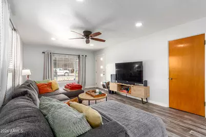 2311 N 30th Place, Phoenix, AZ 85008 - Photo 7