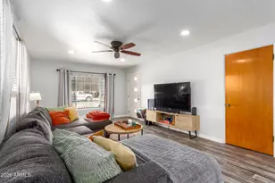 2311 N 30th Pl, Phoenix, AZ 85008 - Photo 7