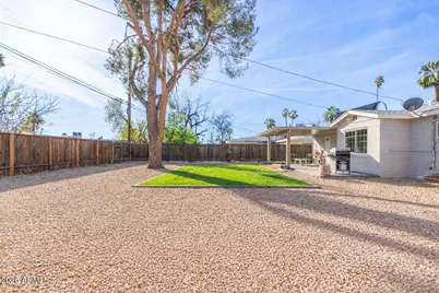 2311 N 30th Place, Phoenix, AZ 85008 - Photo 29