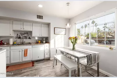 2311 N 30th Place, Phoenix, AZ 85008 - Photo 15