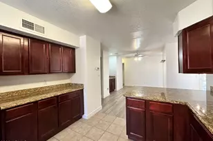 8787 E Mountain View Rd, Scottsdale, AZ 85258 - Photo 17