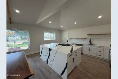 6828 N 10th Avenue, Phoenix, AZ 85013 - Photo 11