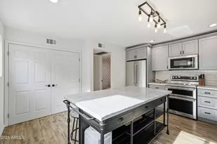 4925 N 73rd St, Scottsdale, AZ 85251 - Photo 7