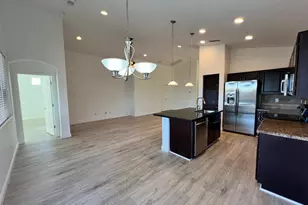 11985 W Ashby Dr W, Peoria, AZ 85383 - Photo 7