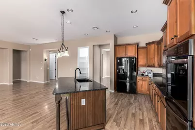 23307 N 119th Drive, Sun City, AZ 85373 - Photo 11