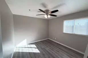 6301 W Earll Dr, Phoenix, AZ 85033 - Photo 9