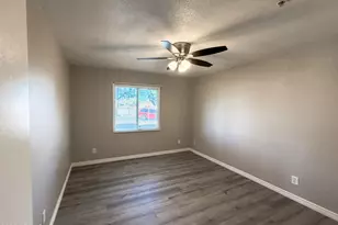 6301 W Earll Dr, Phoenix, AZ 85033 - Photo 15