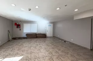 6301 W Earll Dr, Phoenix, AZ 85033 - Photo 13