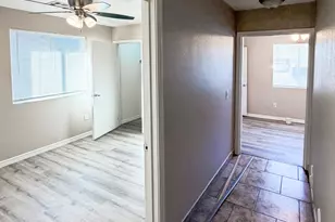 6301 W Earll Dr, Phoenix, AZ 85033 - Photo 17