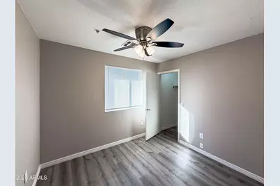 6301 W Earll Drive, Phoenix, AZ 85033 - Photo 21