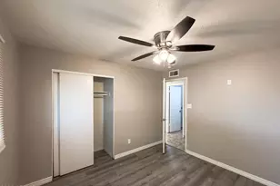 6301 W Earll Dr, Phoenix, AZ 85033 - Photo 13