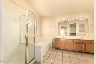 15221 N 87th Dr, Peoria, AZ 85381 - Photo 23